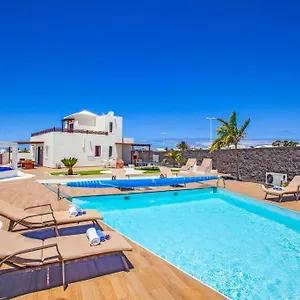 villa-rubi.in-canary-islands.com/