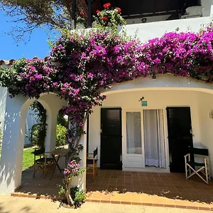 With Garden And Swimming And Apartamento